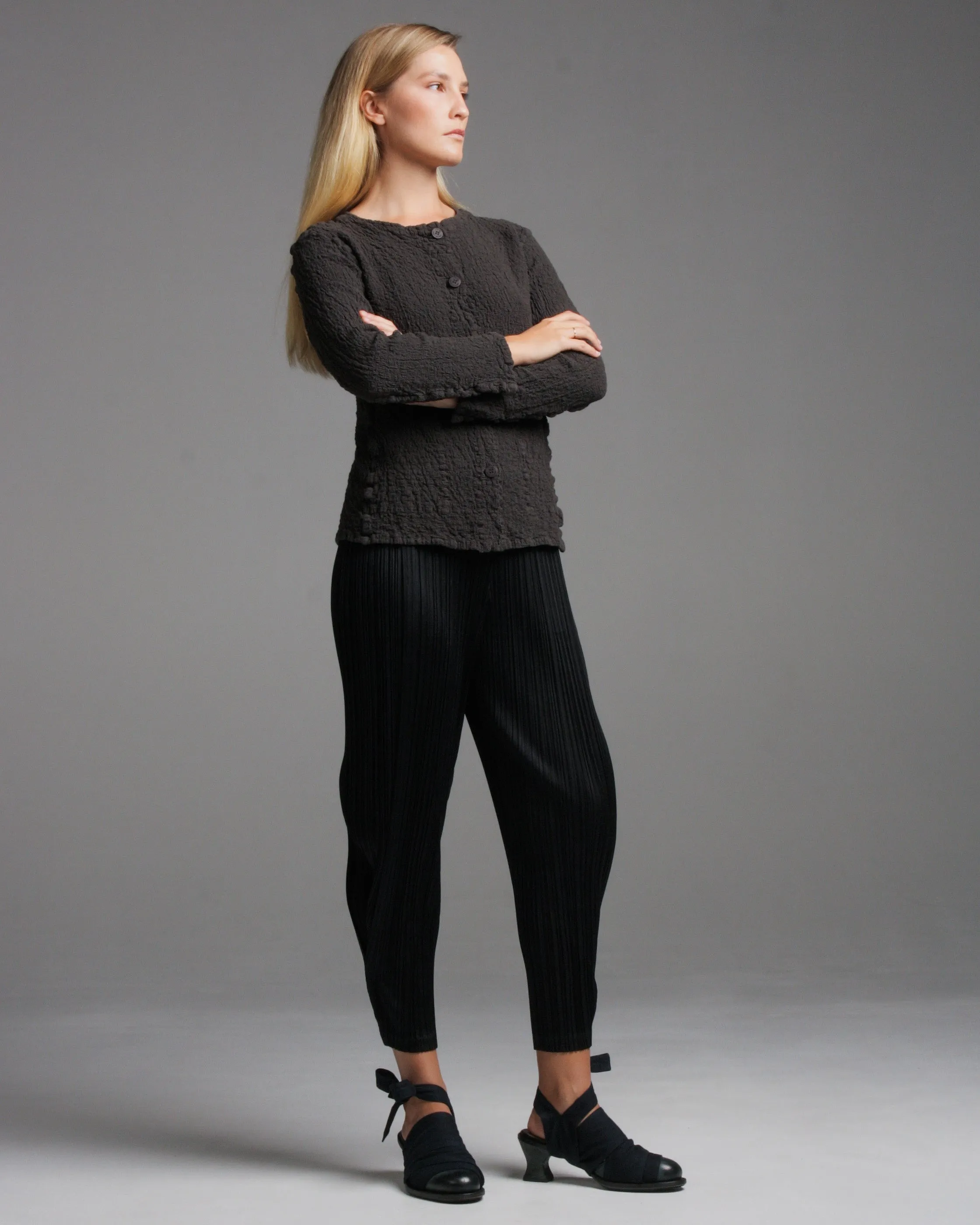 Black Tapered Pleated Pants