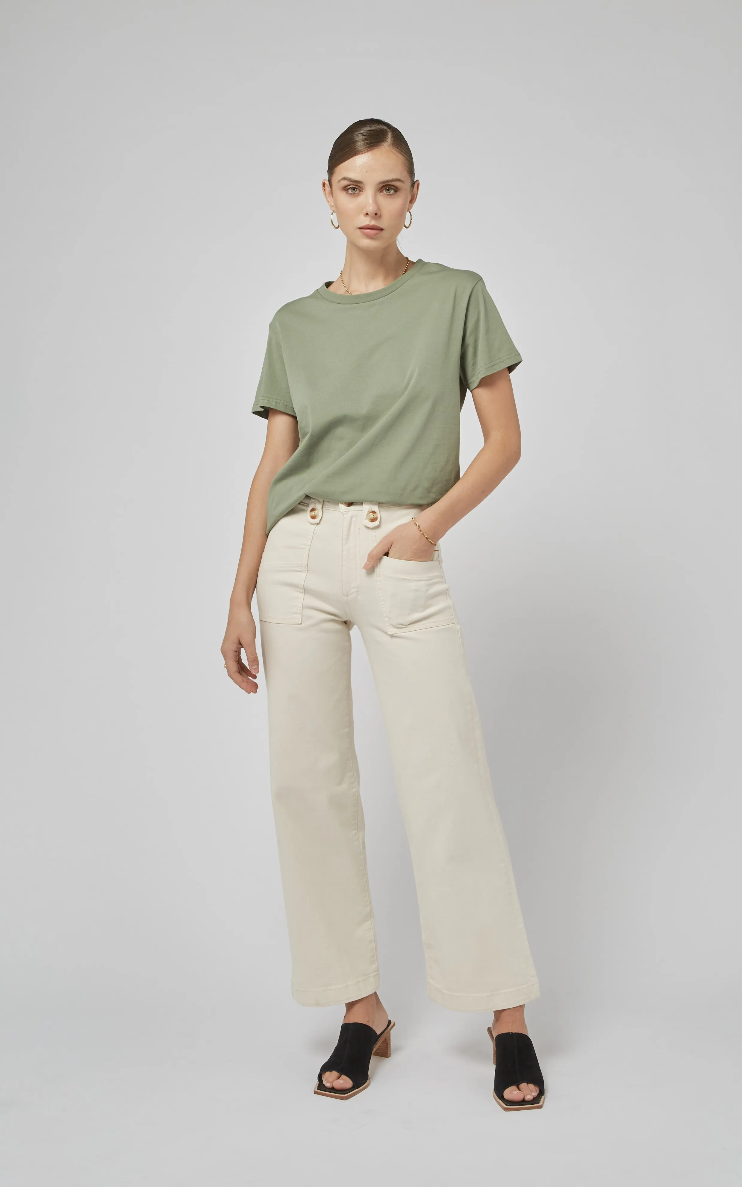 Clare Oil Green Tee