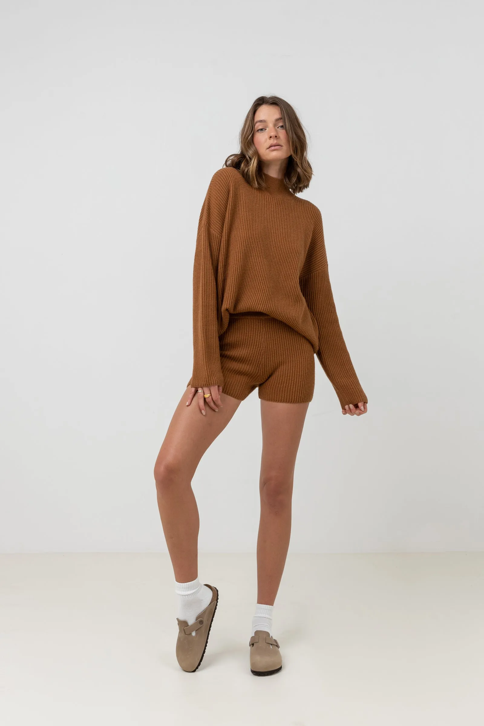 Classic Knit Short Caramel