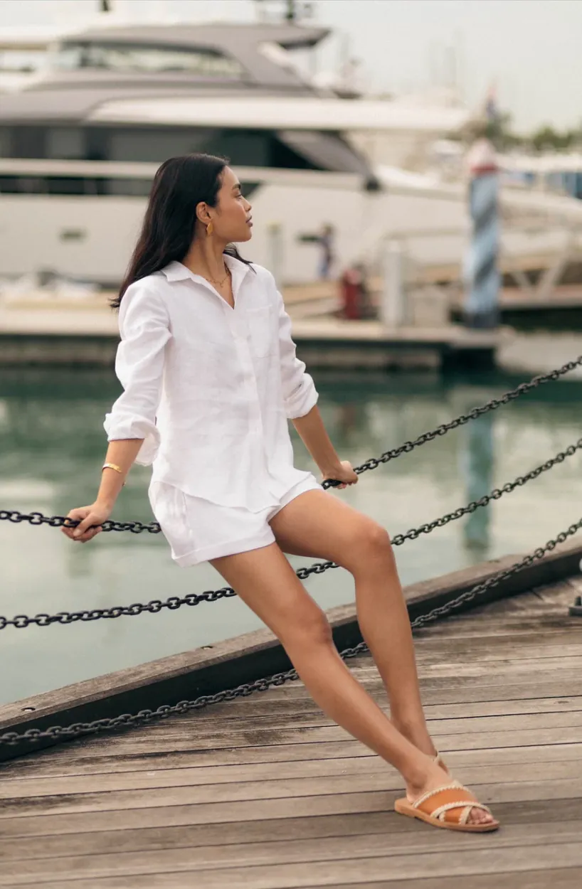 Classic Linen Shorts in White