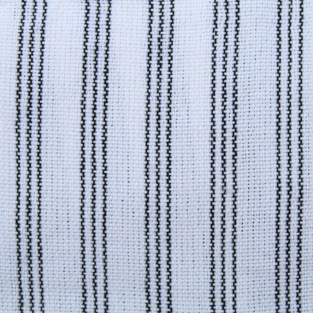 (Medium) White with Black Stripies 0104