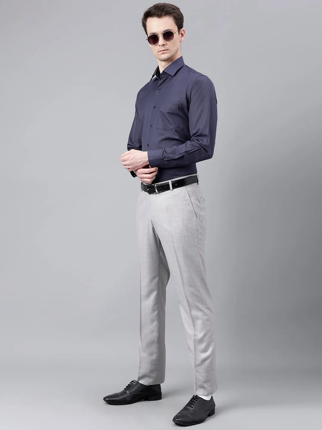 Men Light Grey Standard Fit Mid Rise Checked Formal Trouser