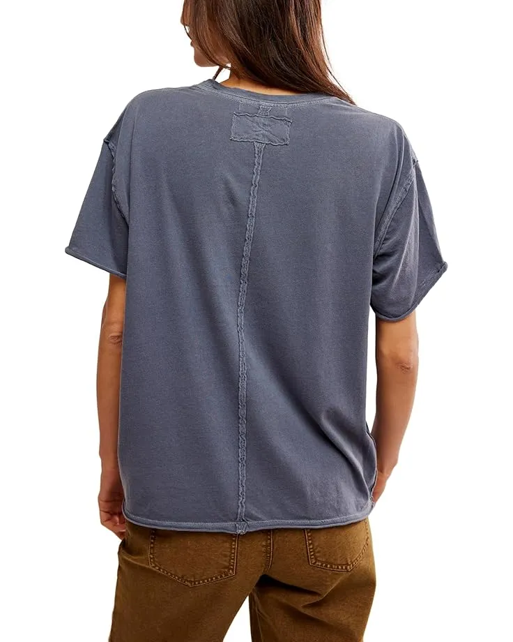 Nina Tee