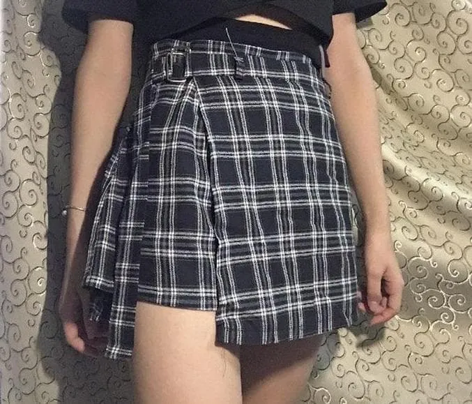 Plaid Skorts (Skirt x Shorts)