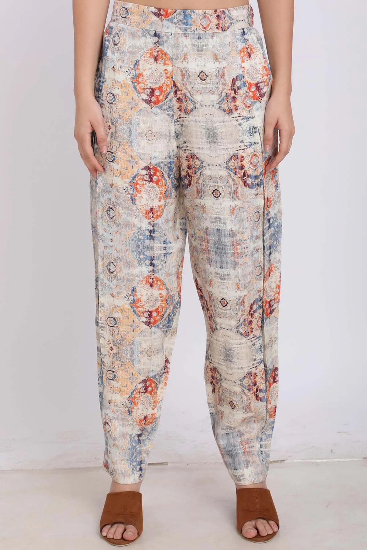 Rug Printed Pleated Pants