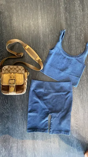 Vida Biker Shorts- Vintage Denim