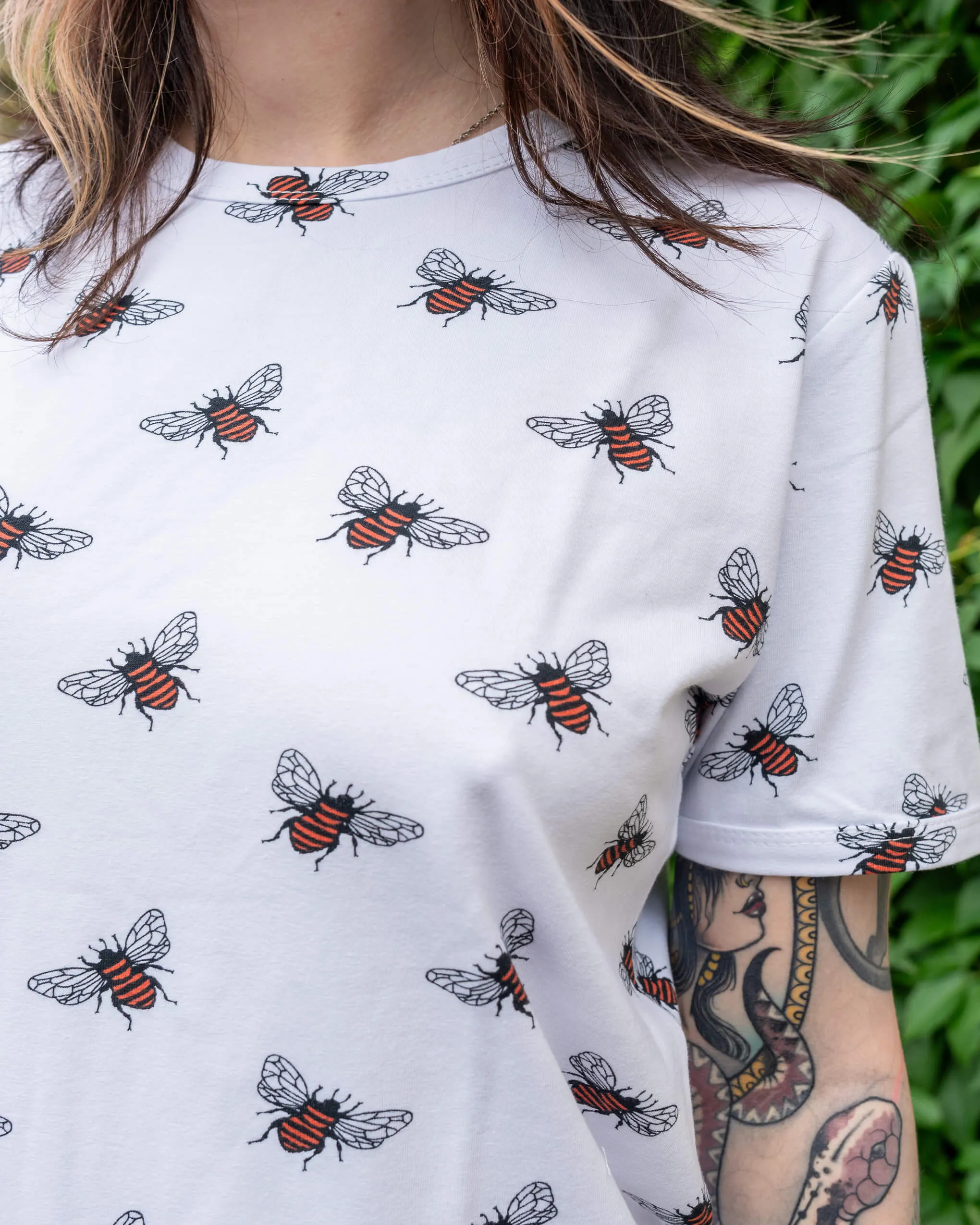 White Bee Short Sleeve T Shirt