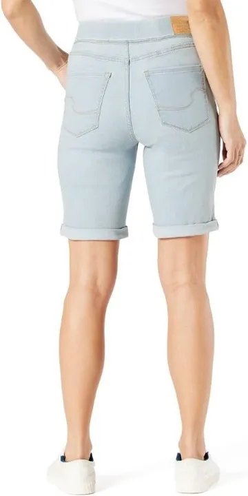 Woman Classic Mid Rise Bermuda Shorts
